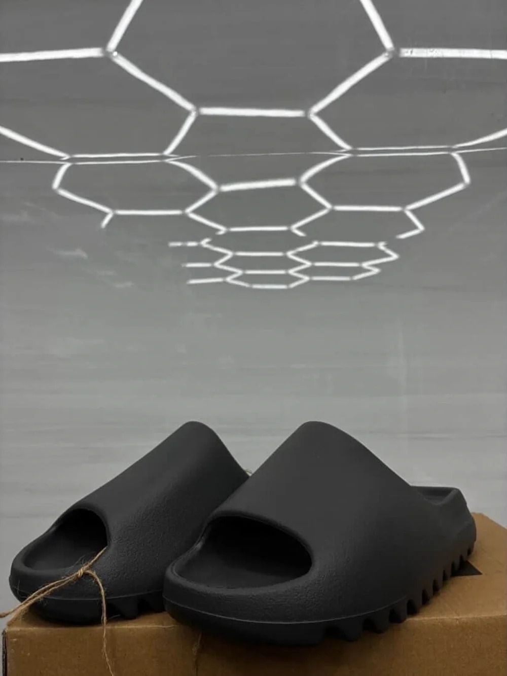 Yeezy Slide - Black